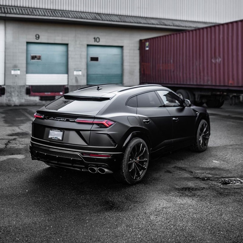 Lamborghini Urus colour change Matte Phantom Black diffuser wrapped in Gloss Black 2