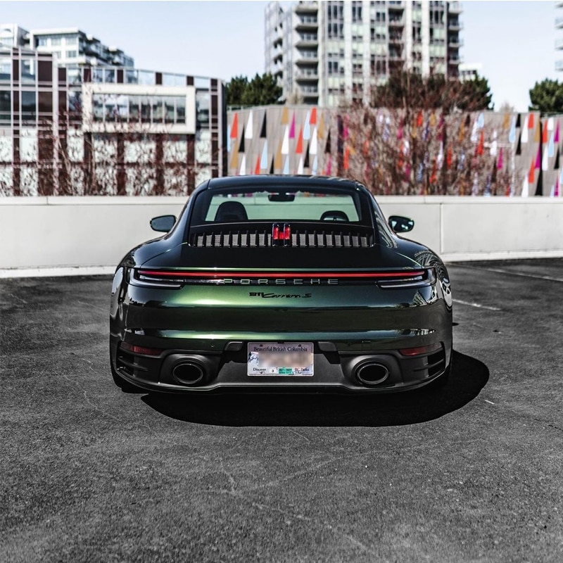 Porsche 992 - Metallic Midnight Green 6