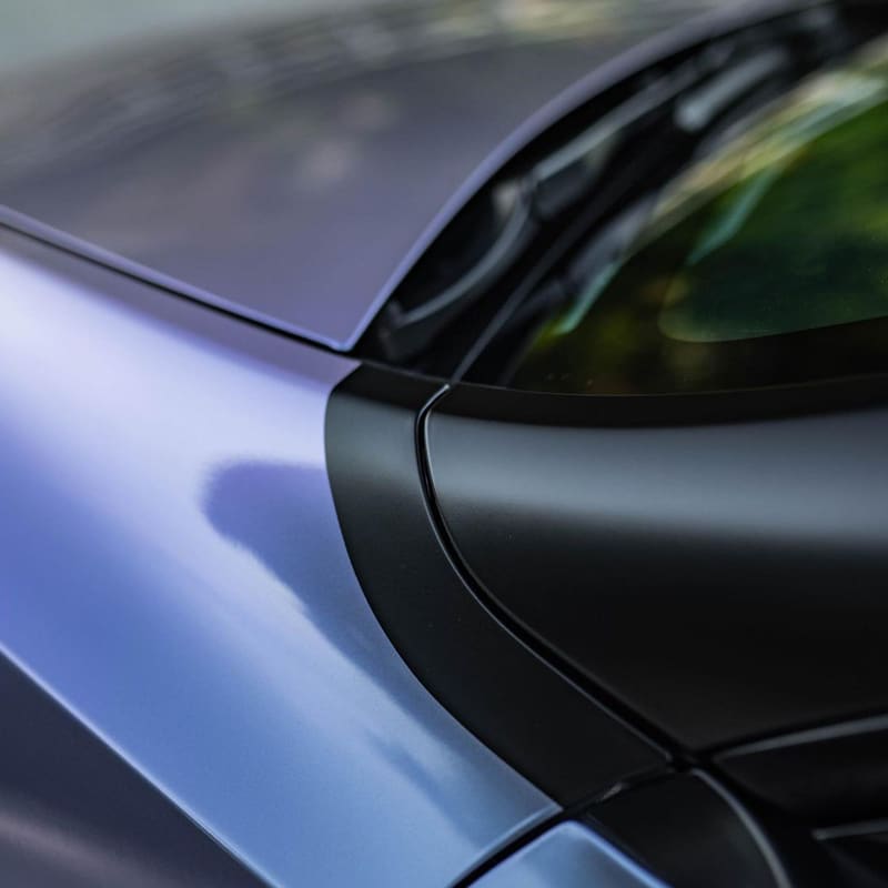 Tesla Model Y - Gloss Grey Crystal Purple 4