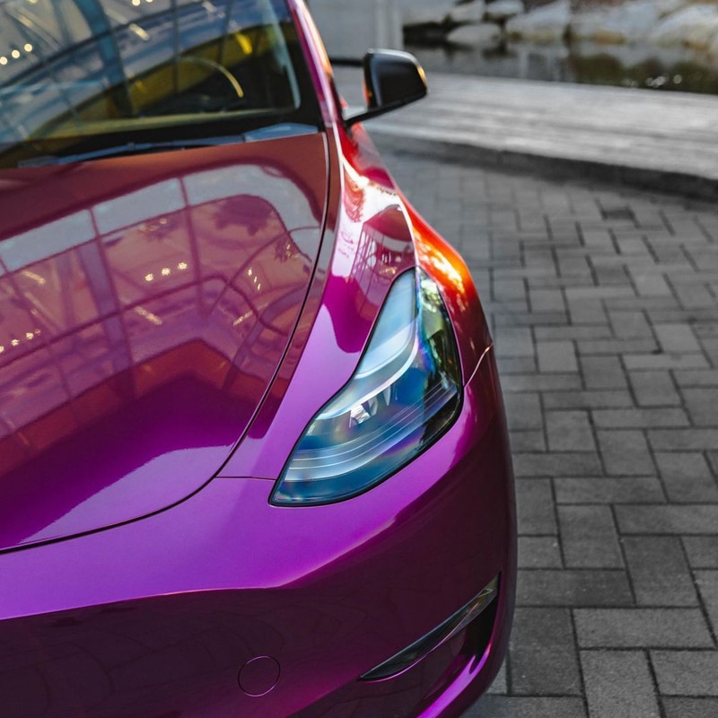 Tesla Y Performance - High Gloss Berry Pearl 8